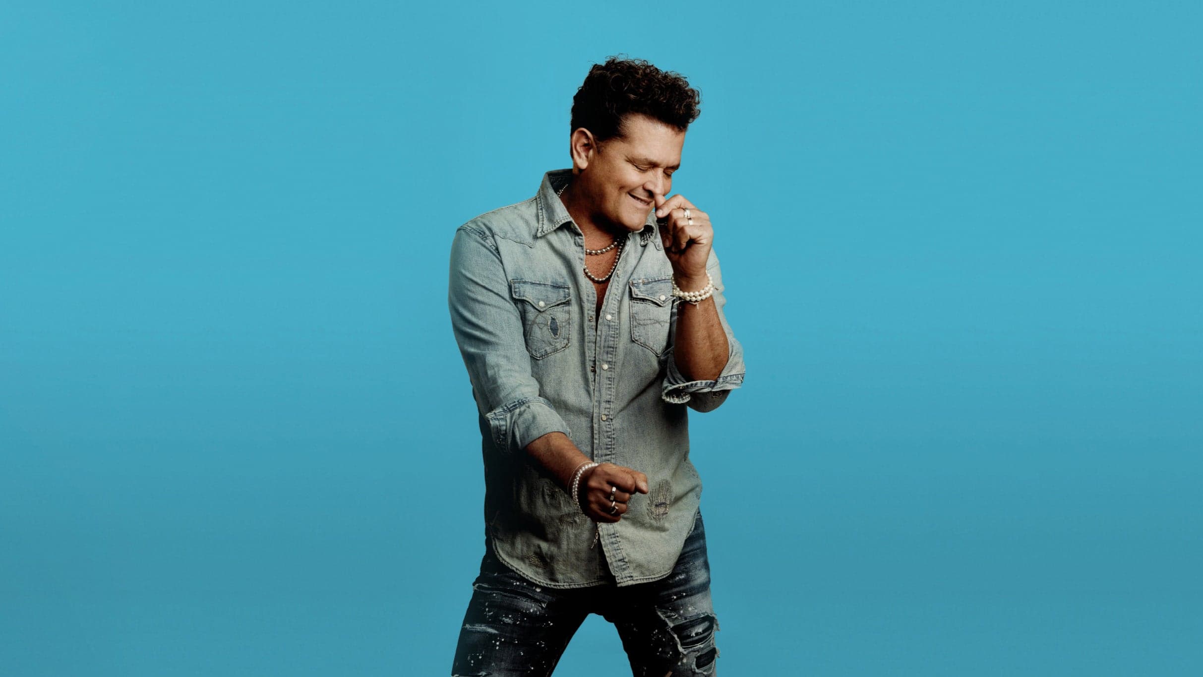 Carlos Vives event image