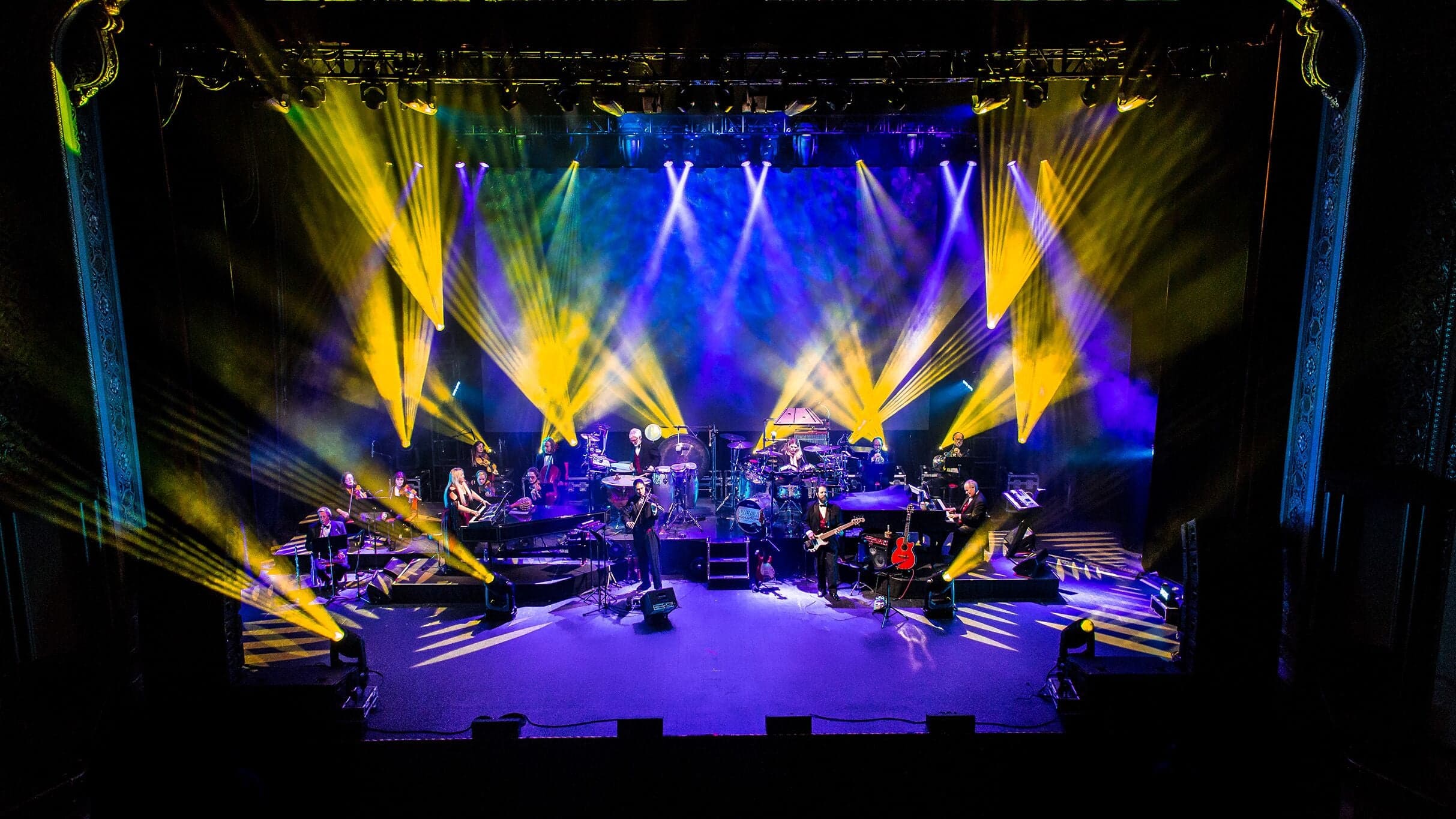 Mannheim Steamroller Christmas event image