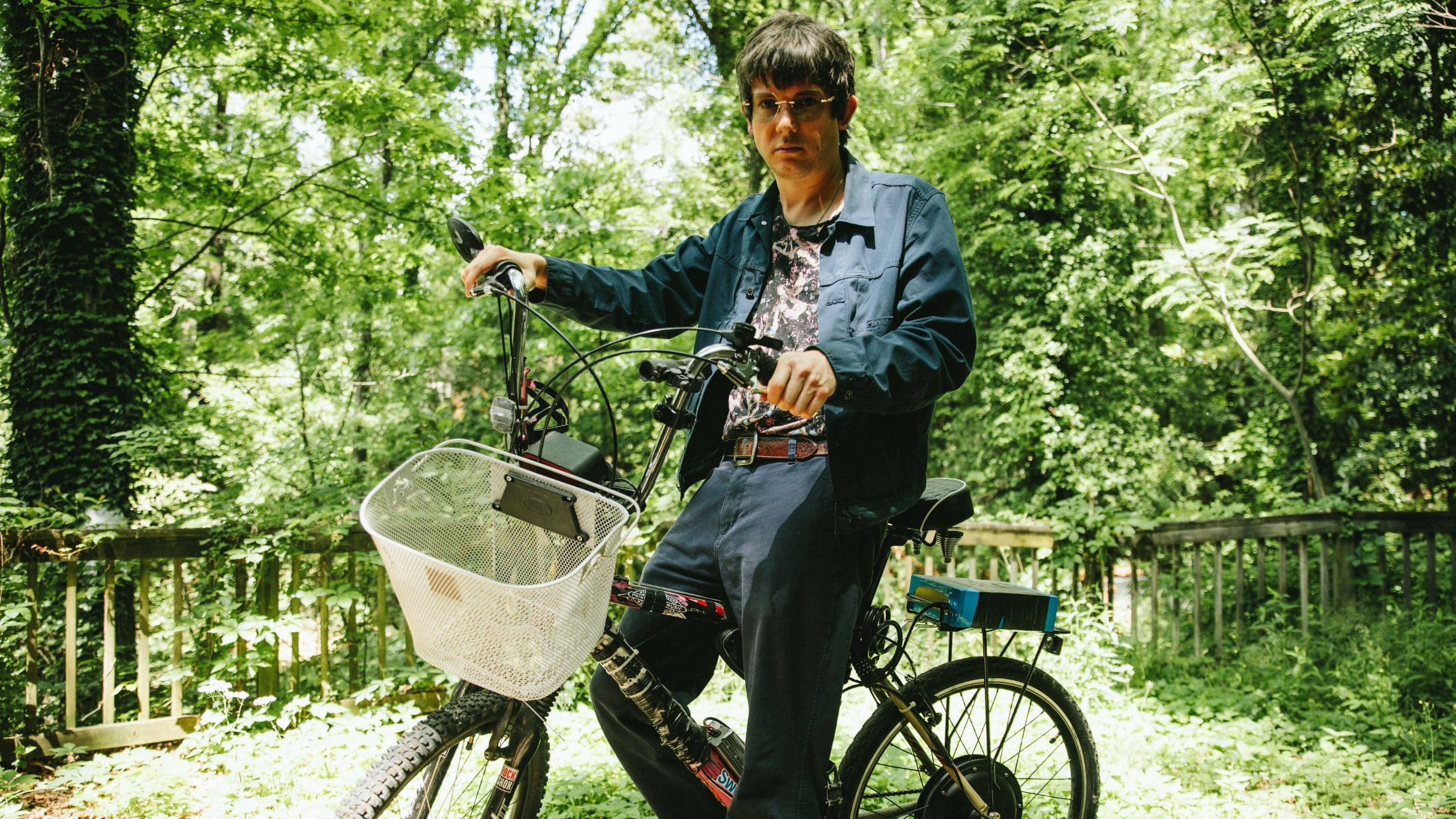 Taylor Hollingsworth with special guest Sad Bath event image
