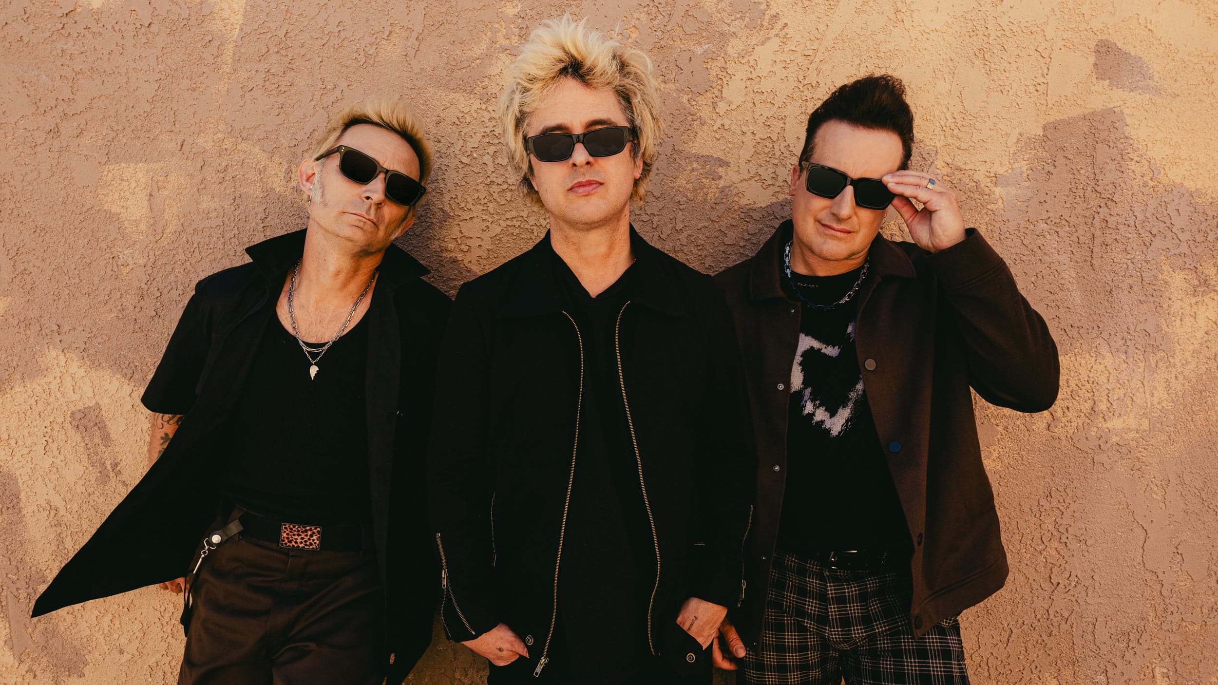 Green Day - The Saviors Tour event image