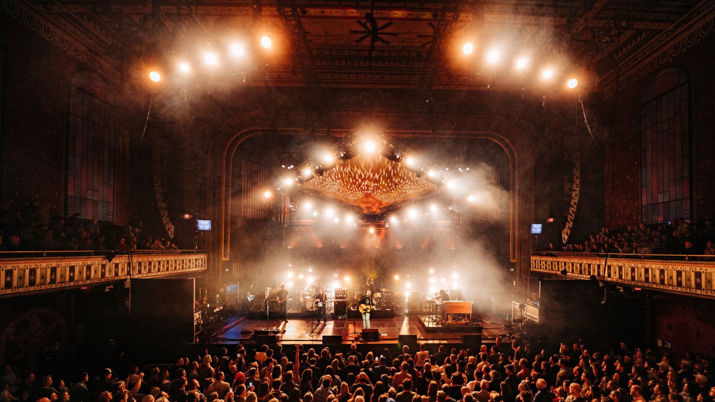 Jason Isbell and the 400 Unit event image