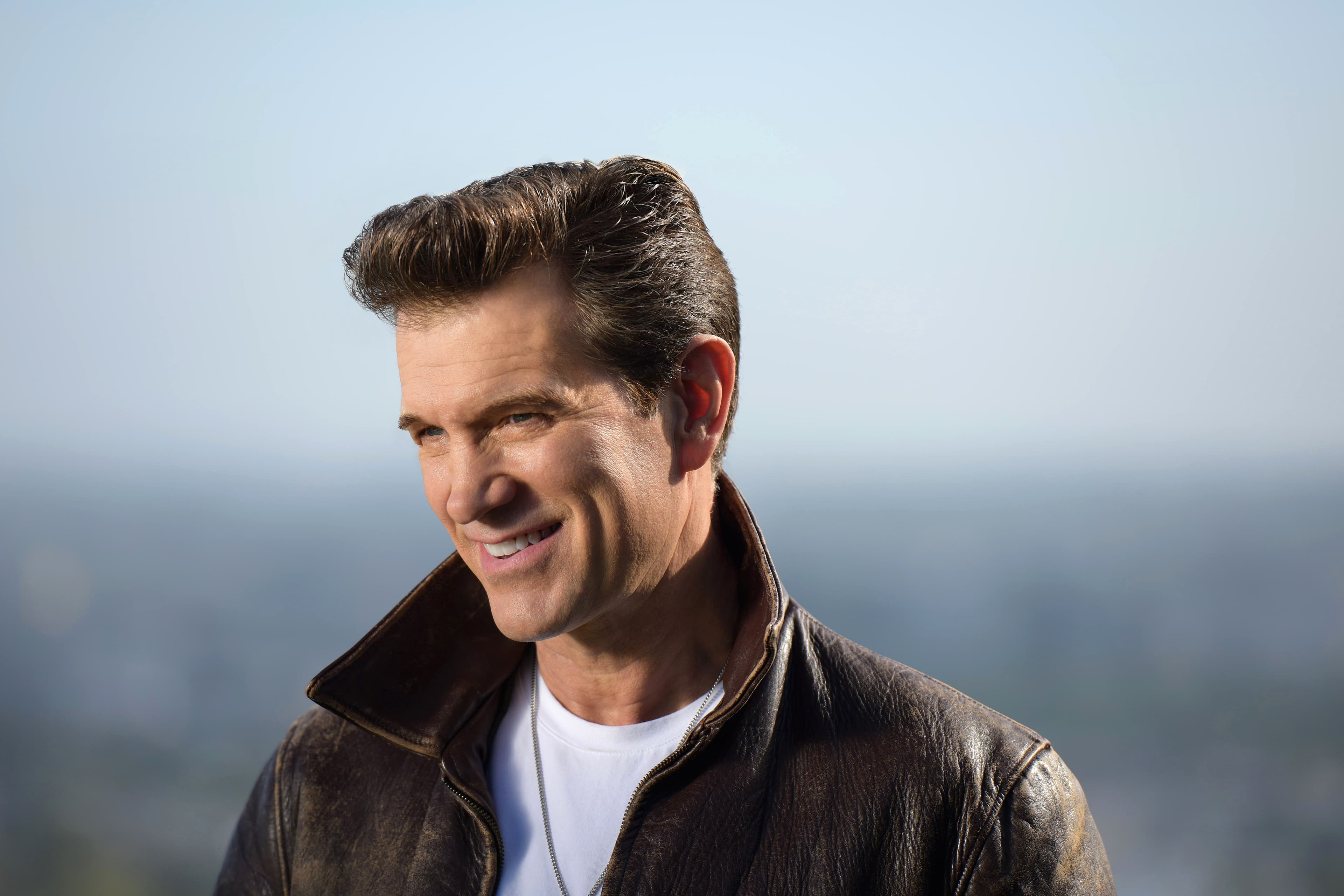 Chris Isaak event image