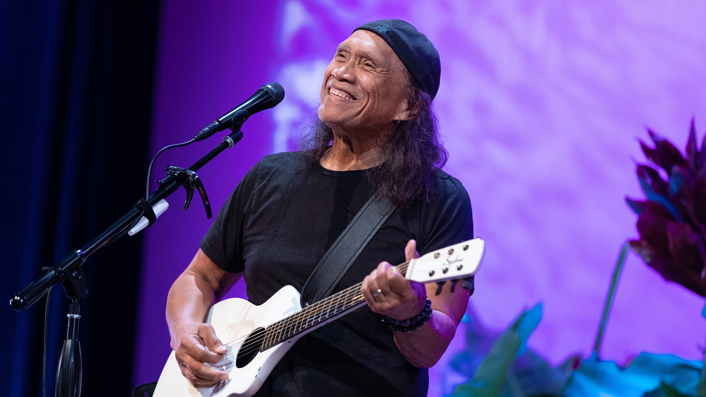 Henry Kapono event image
