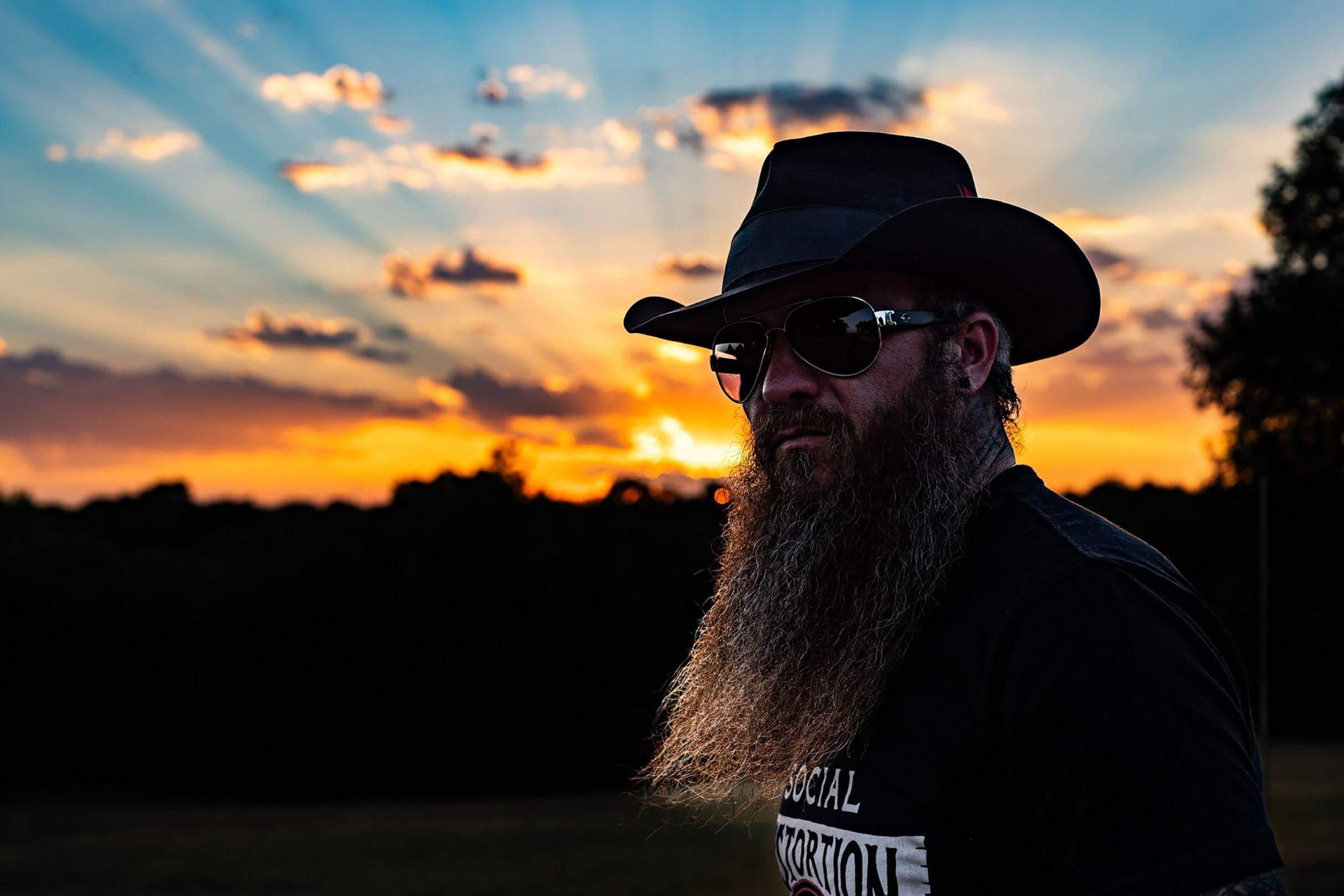 A Night with Cody Jinks & Ward Davis event image