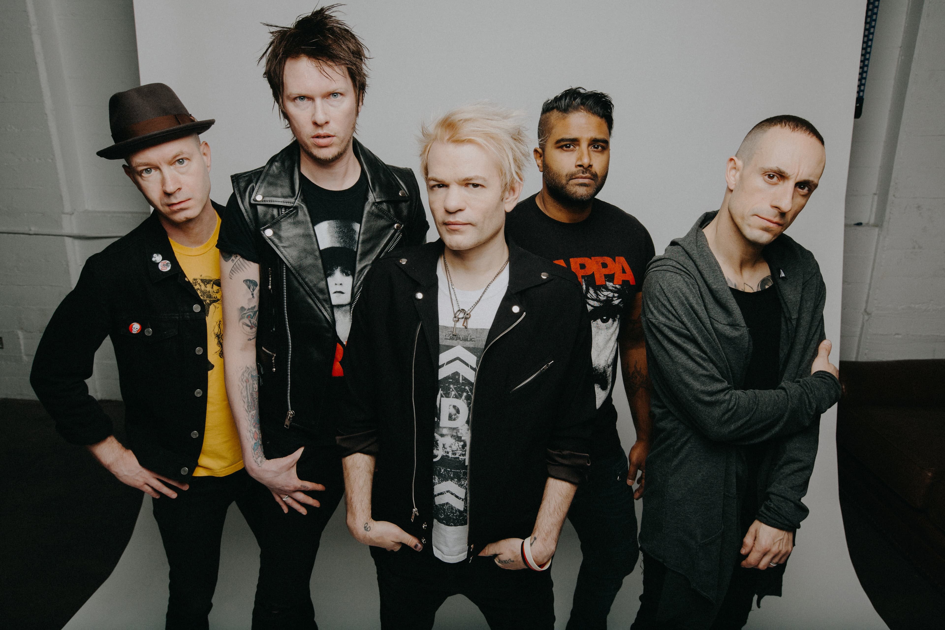 Sum 41: Tour of the Setting Sum event image