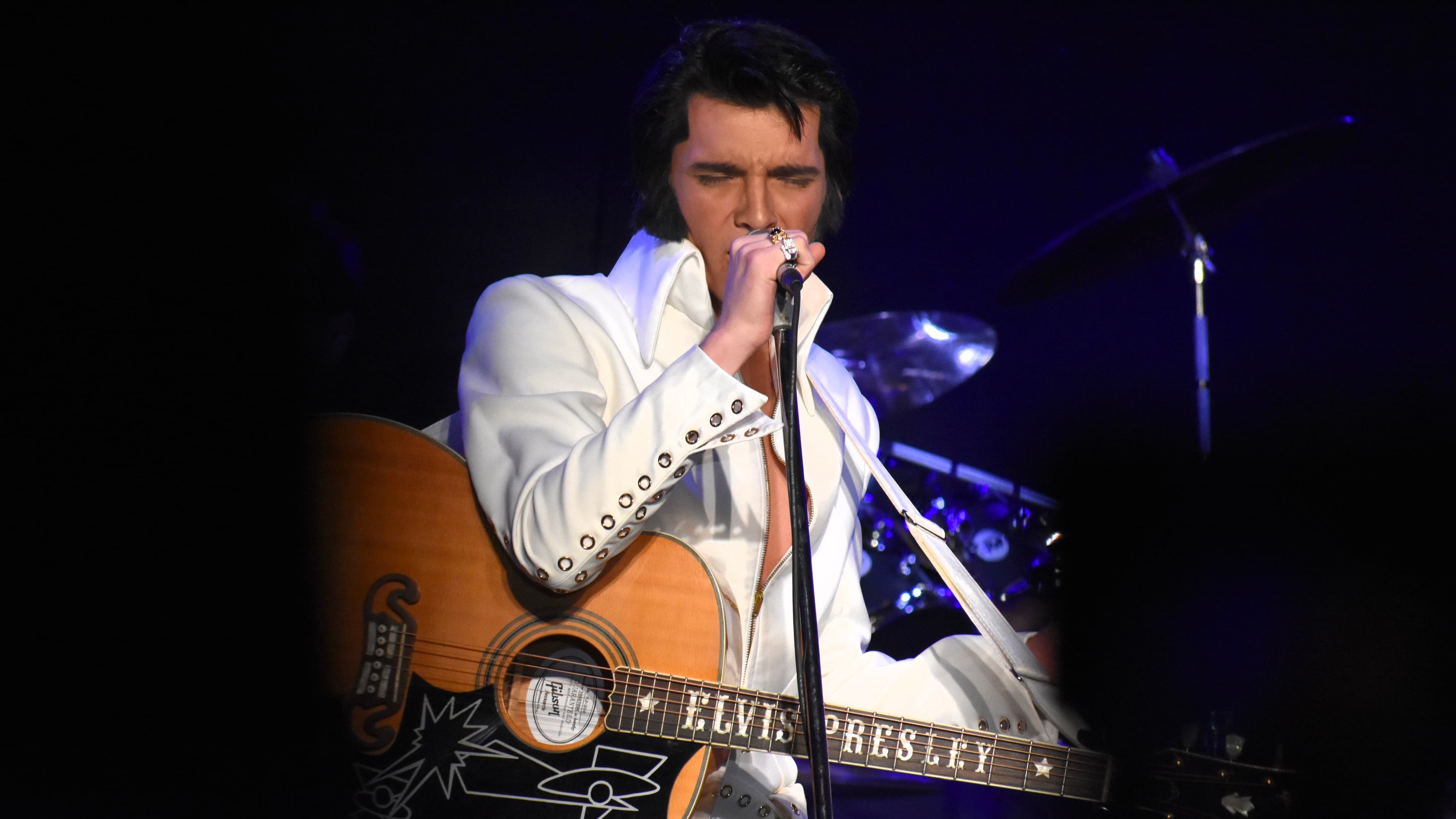 Showroom Internationale presents ELVIS: in person" event image