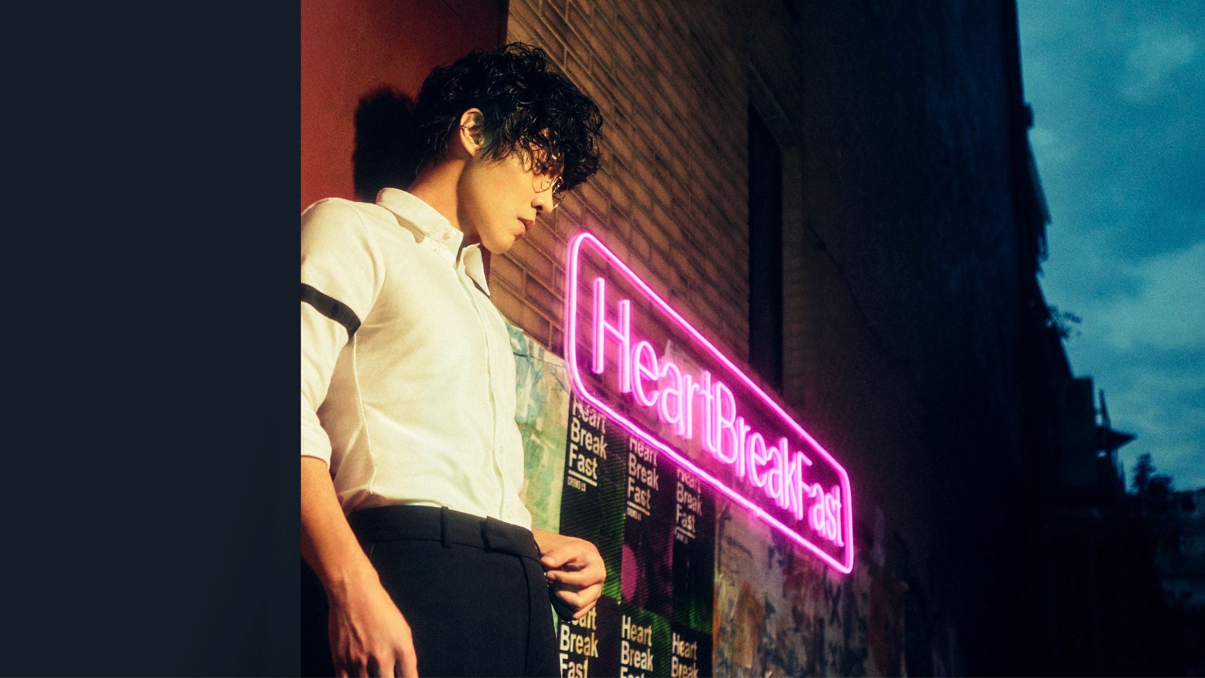 Crowd Lu "HeartBreakFast" World Tour event image