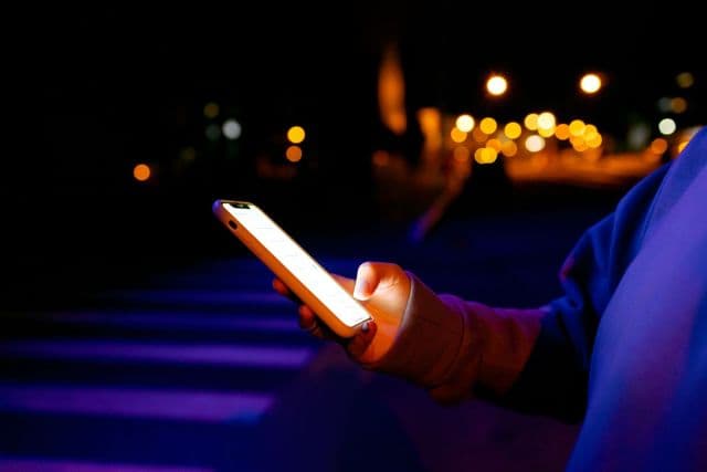 how-to-text-your-event-attendees-and-sell-the