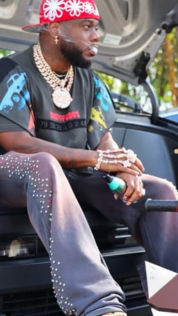 Default member profile image