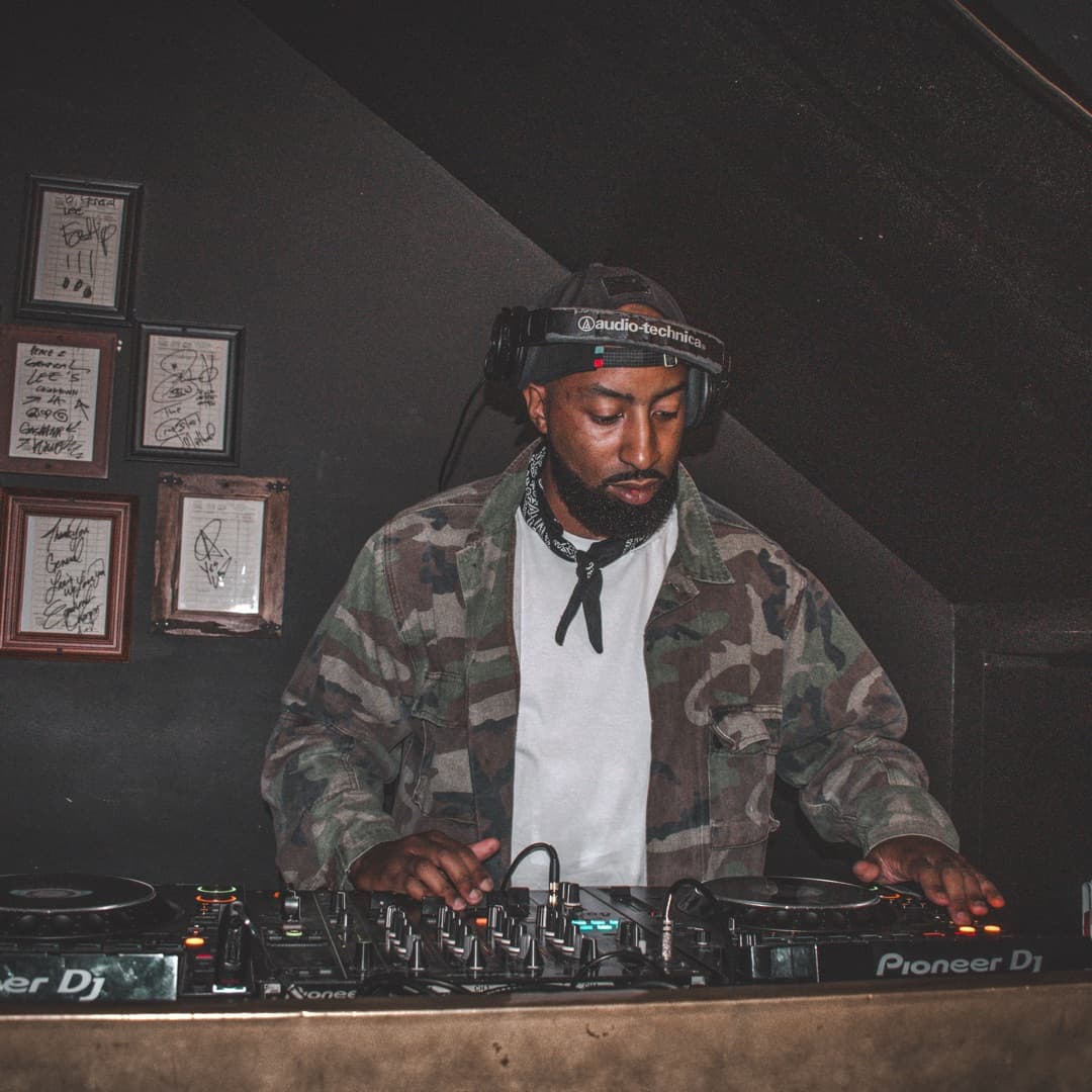 Allen Dent's artist profile image