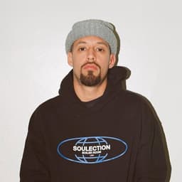 Andrés Uribe's artist profile image