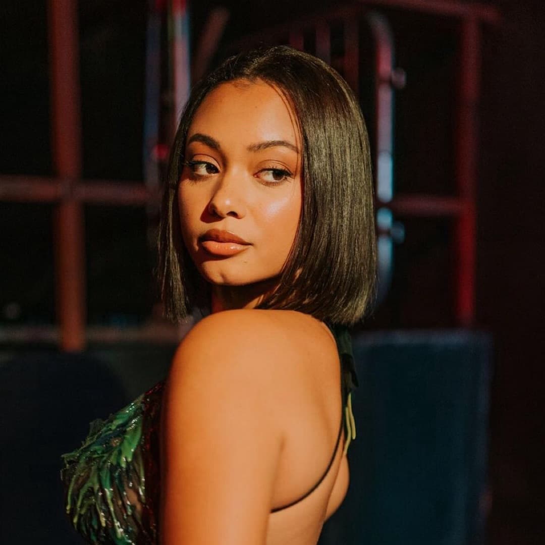 Taylah Elaine's artist profile image