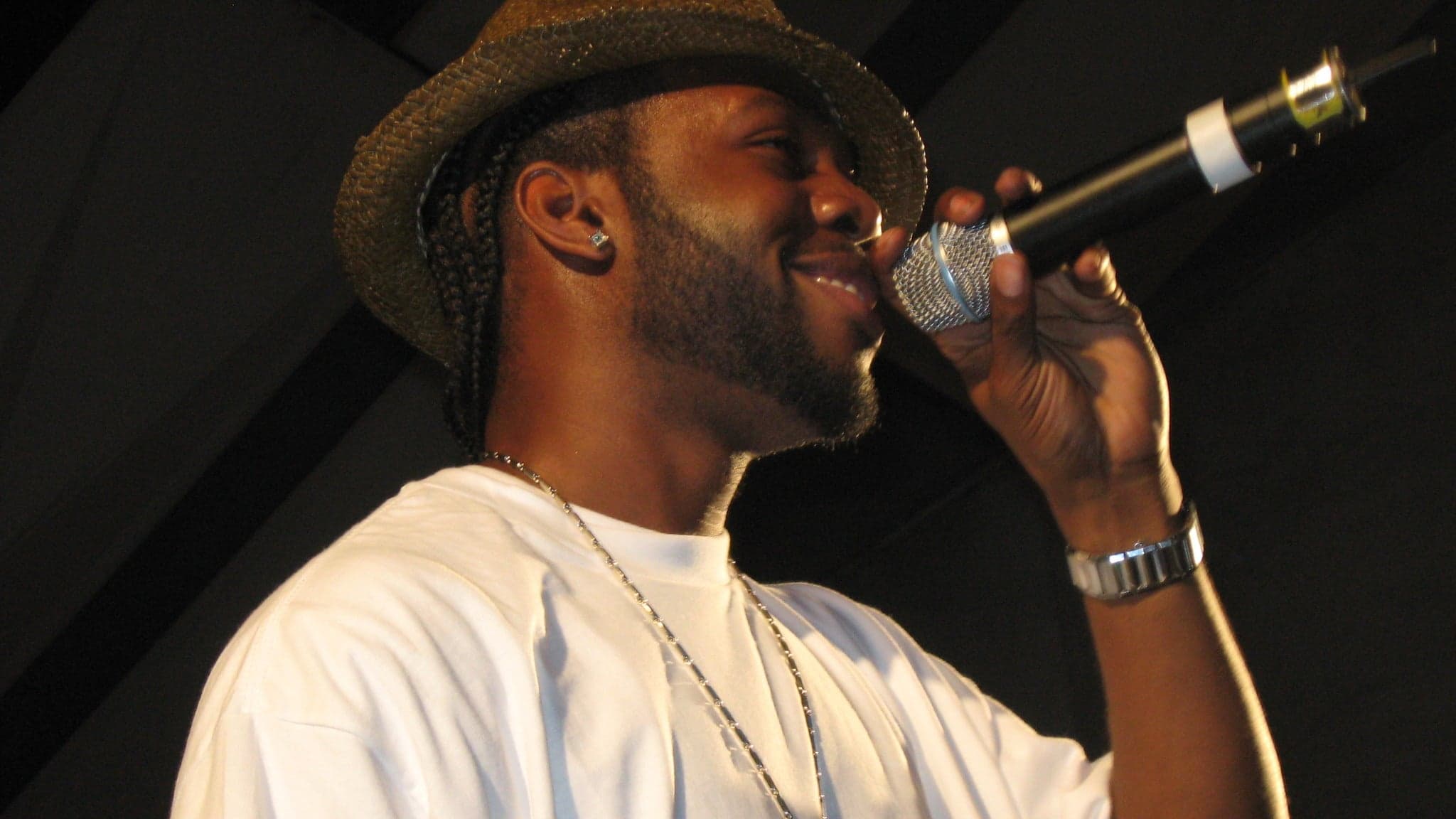 Dwele event image