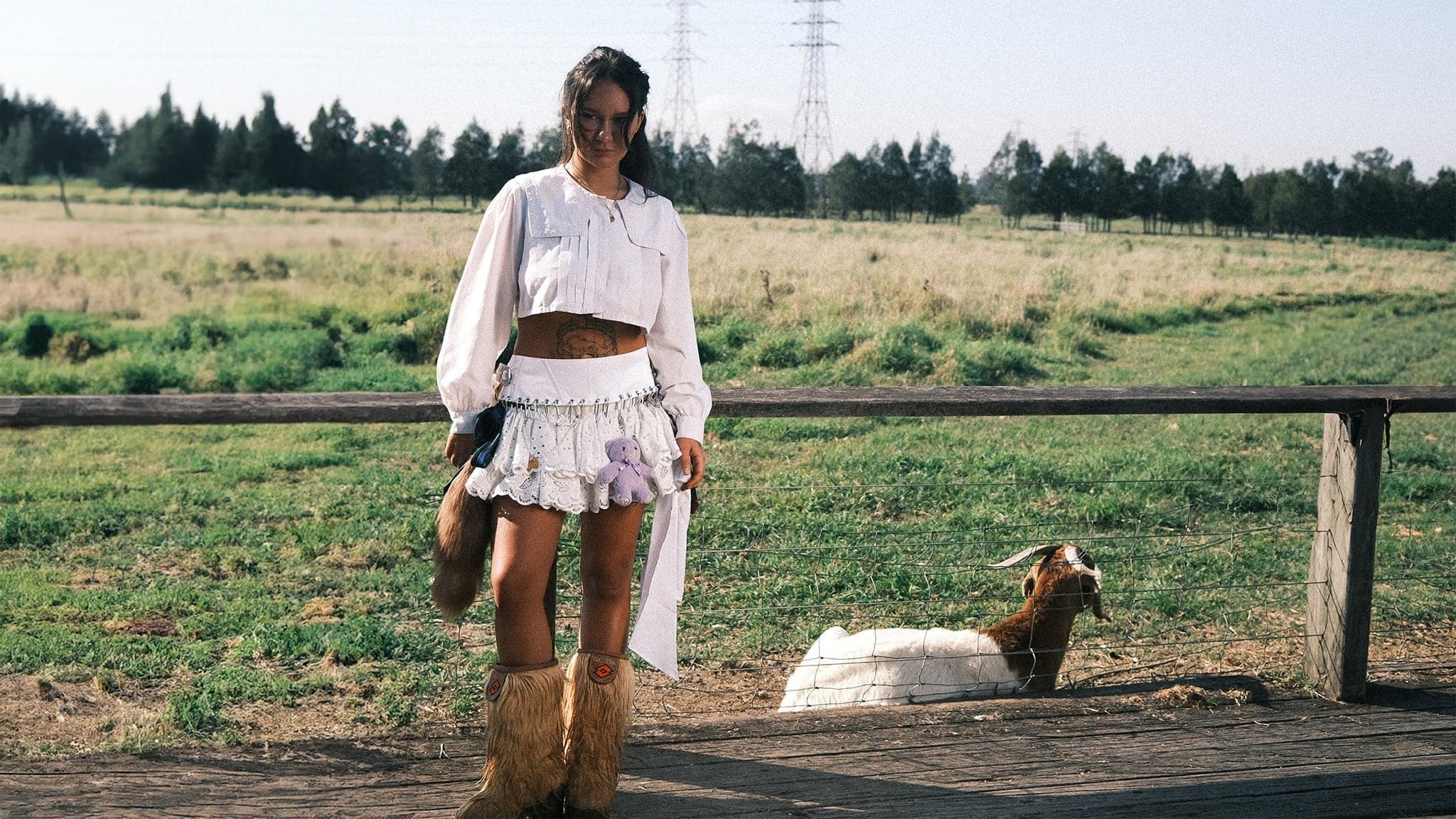 Mallrat: Light hit my face like a straight right event image