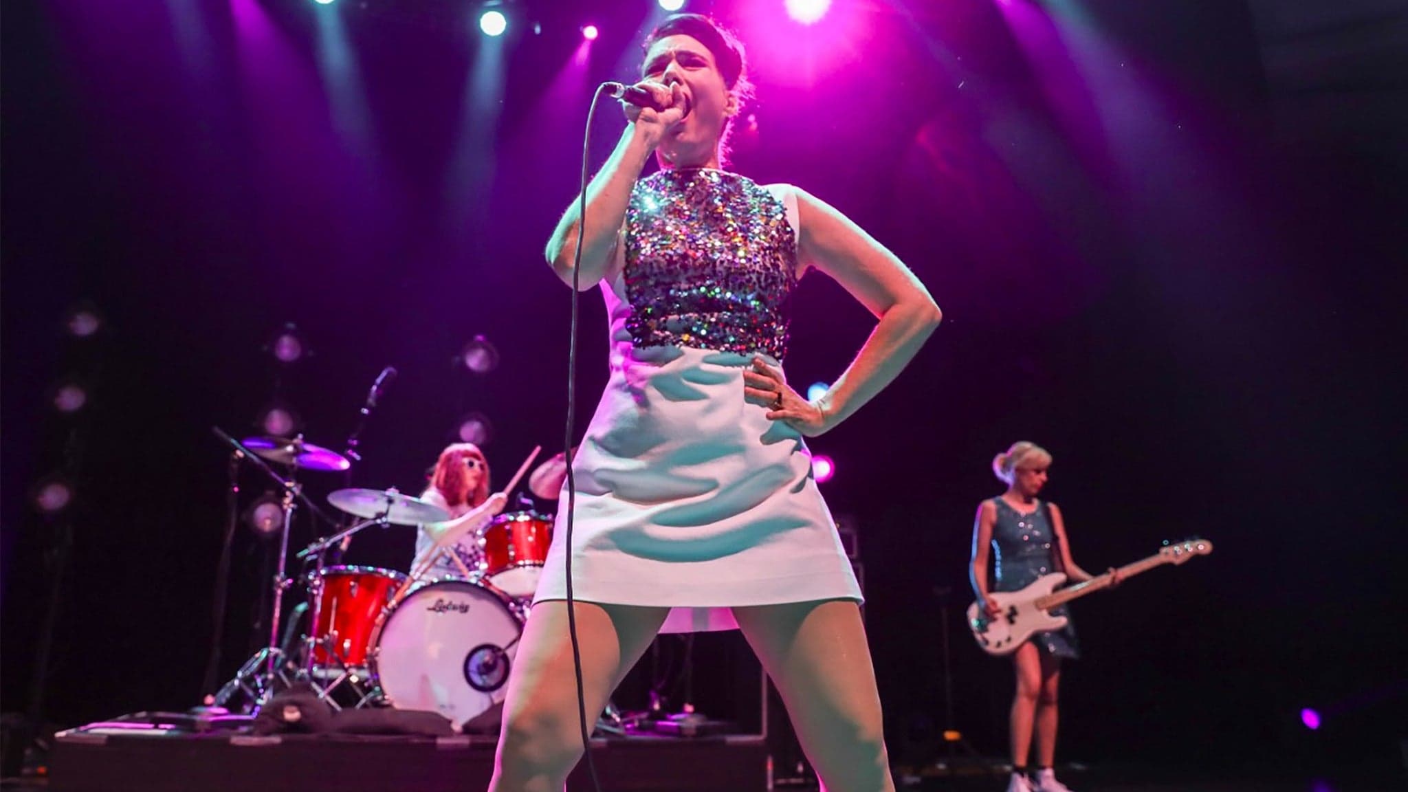 Bikini Kill, Hurry Up event image