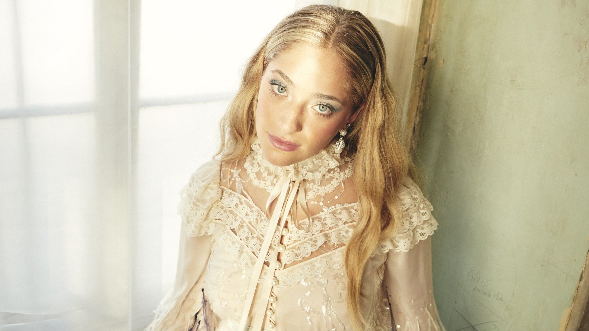 Brynn Cartelli event image