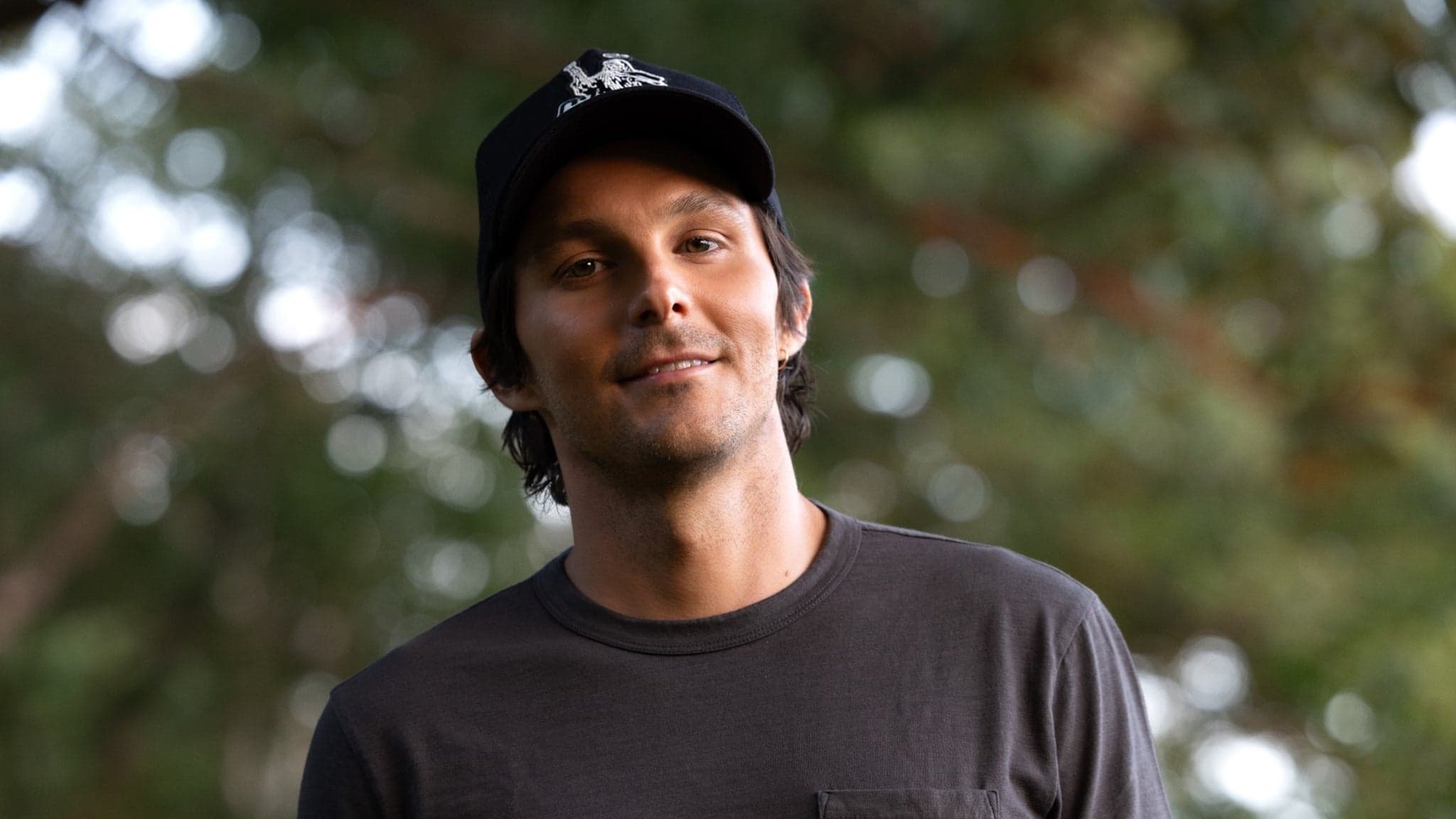 Charlie Worsham w/ Parchmen Band event image