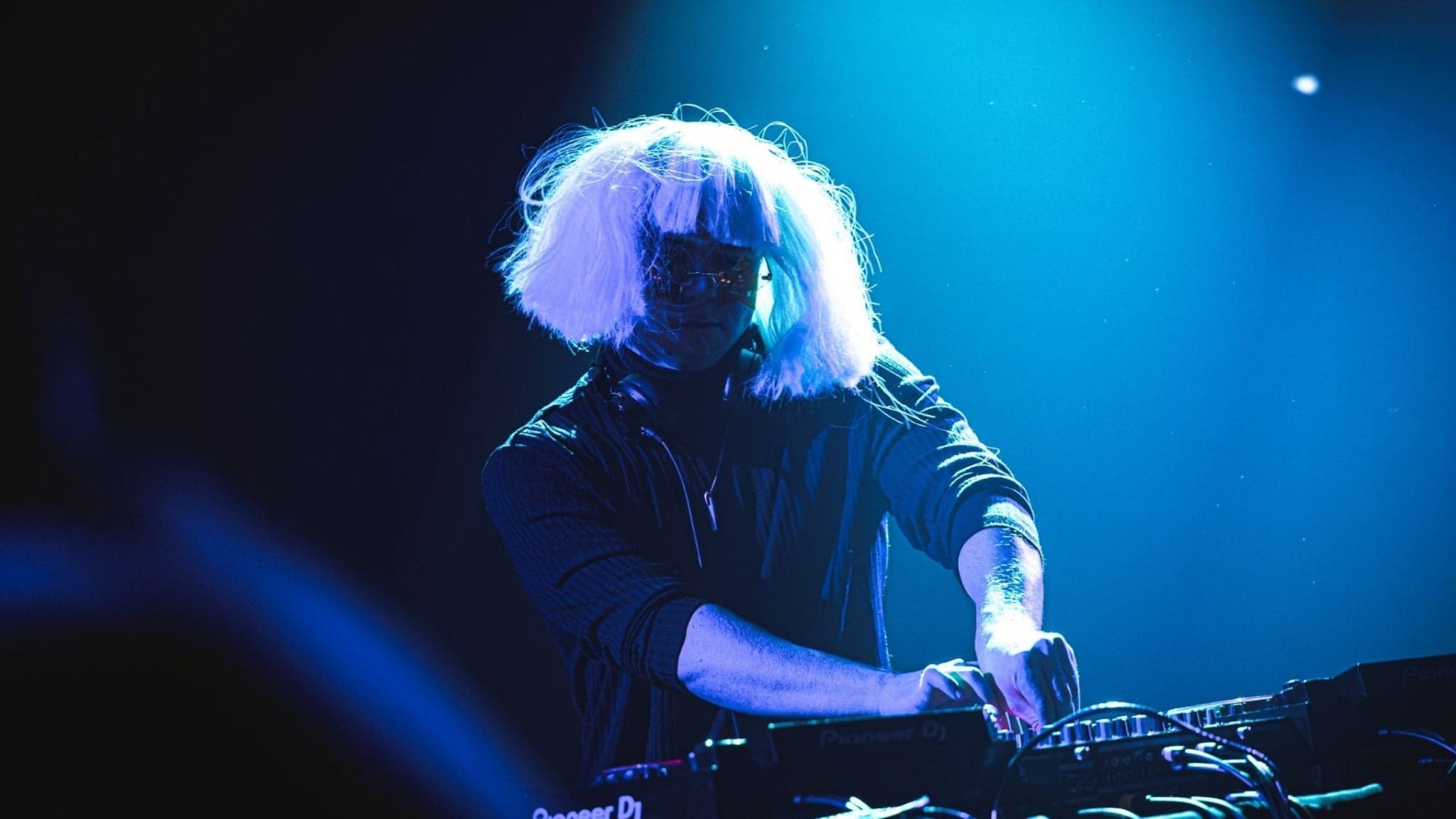 SUNNY RAVE: Chicago | w/ dj pressed event image